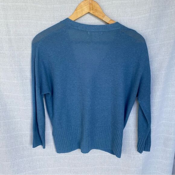 Christian Siriano Linen Blend Blue Ribbed Lightweight Cardigan Sweater - Picture 3 of 6
